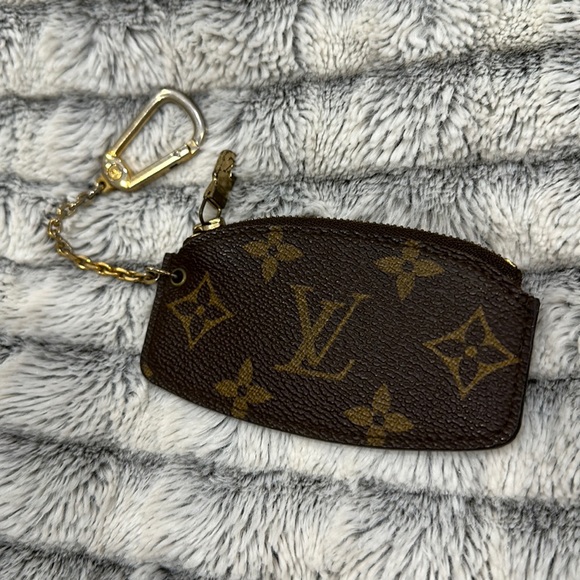 Louis Vuitton Accessories - Louis Vuitton keychain coin pouch with zipper